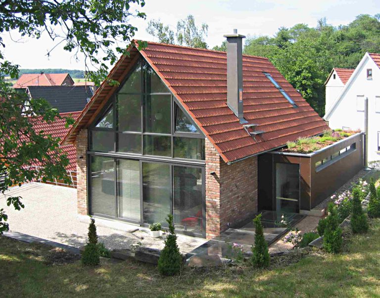 Gästehaus Backstein Umbau Glasfassade Julian Wolf Architektur